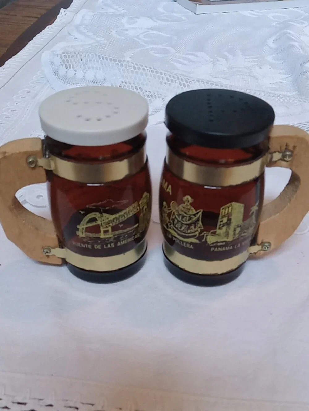 Panama Souvenir Salt and Pepper Shakers Wooden Handles